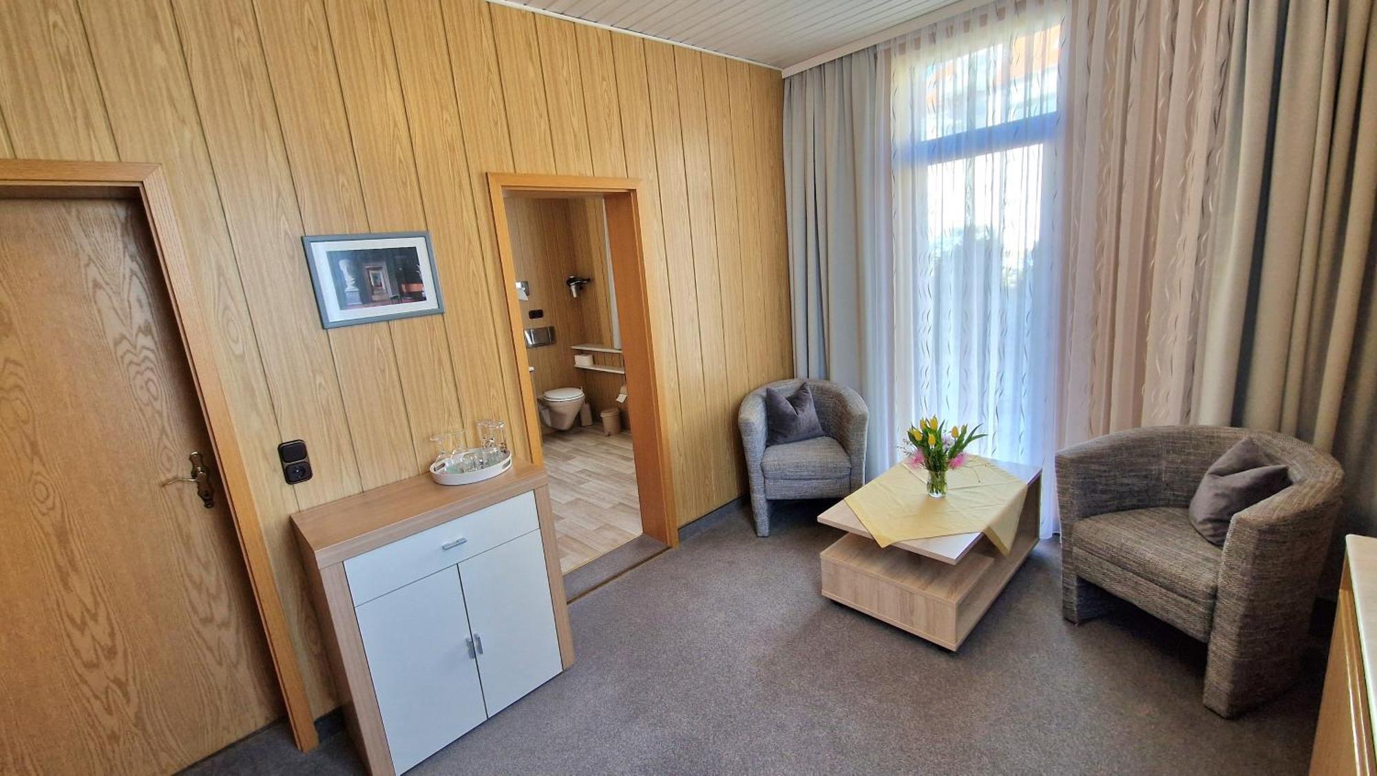 Pension Am Kirschberg Weimar  Exterior photo